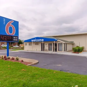 https://motel-6-norfolk.williamsburghotelsusa.com